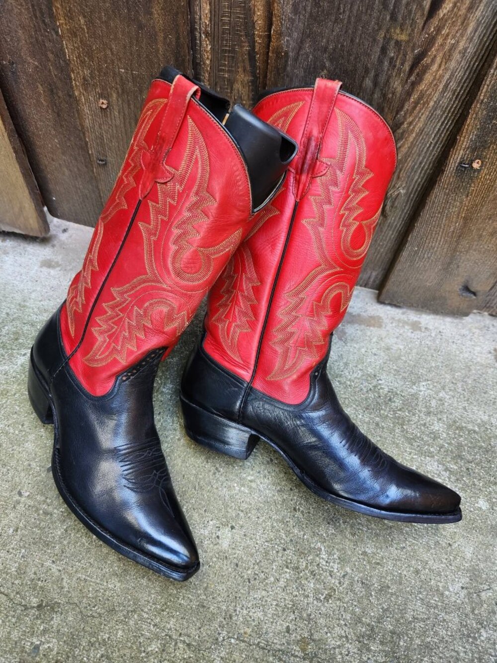 RIOS of MERCEDES Mens Vintage Red Black Pointed X Toe Cowboy Boots 8.5D